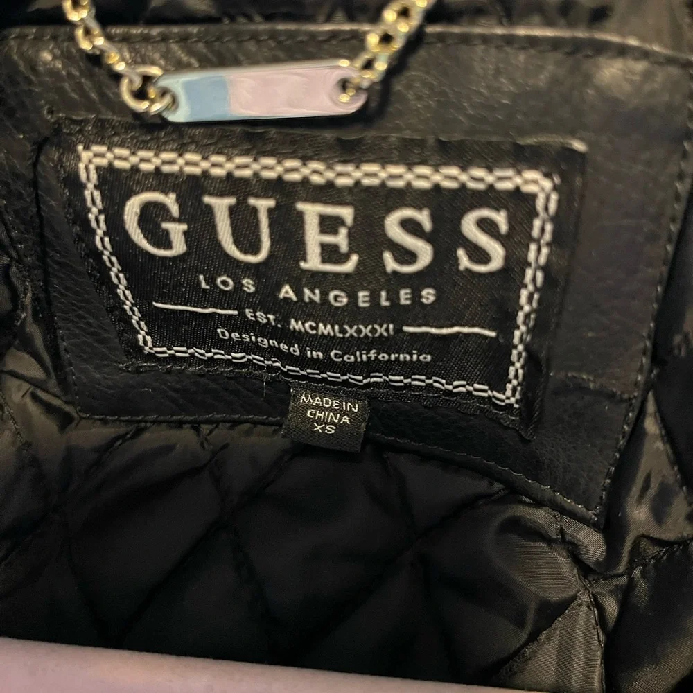 Guess Women's Quilted Black Jacket - Picture 6 of 7